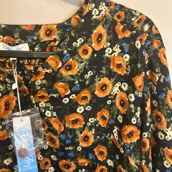NWT Elsie & Zoey floral flowing top size L/XL - Picture 9 of 16